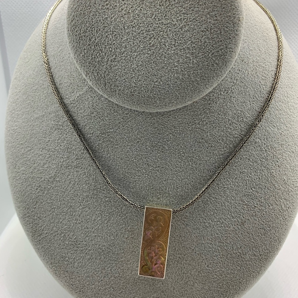 Lois Hill Mother Of Pearl Necklace New No Tags